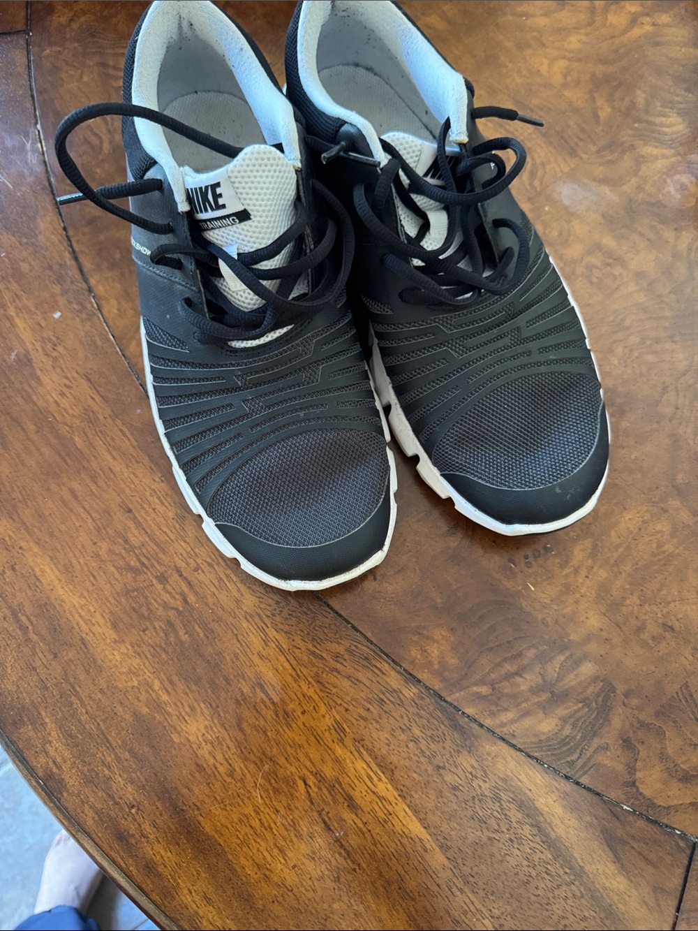Nike Men’s Black and White Athletic Sneakers